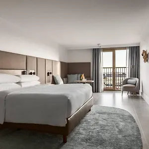 5* מלון Marriott