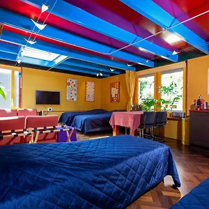 Apartment Dreamtime Houseboat, Amsterdam